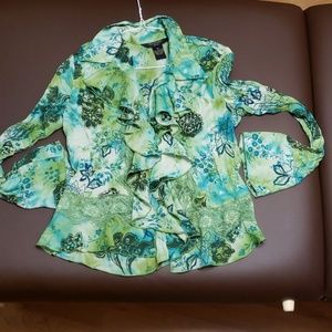 Green Floral Lace Flare sleeve Blouse